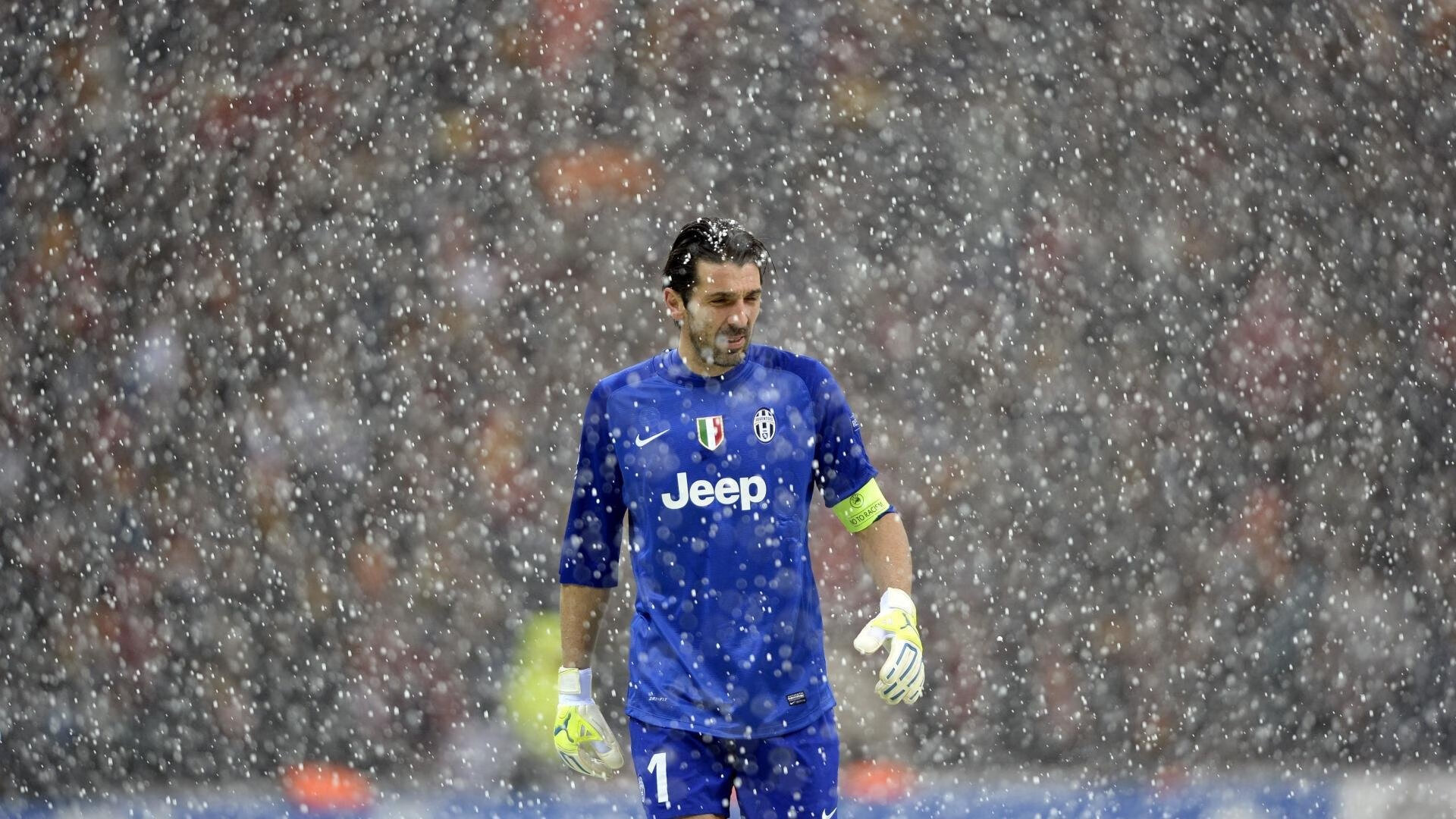 leyu乐鱼官网登录入口-“中国足球产业链布局逐步完善，跨界合作频繁”，中国足球产业白皮书